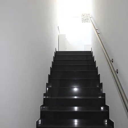 Апартаменты Koeln Und Эрфтштадт