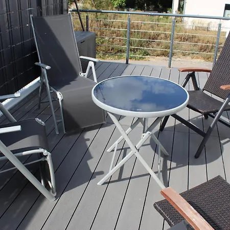 Koeln Und Апартаменты Эрфтштадт