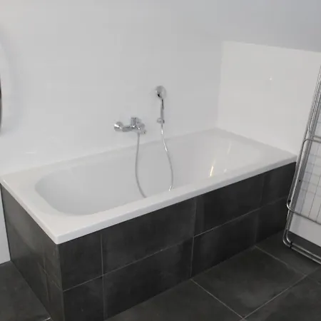 Koeln Und * Эрфтштадт