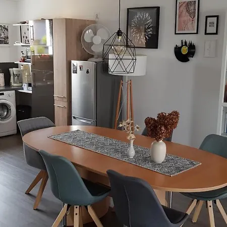 Koeln Und Apartamento