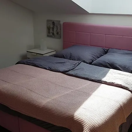 Апартаменты Koeln Und Эрфтштадт