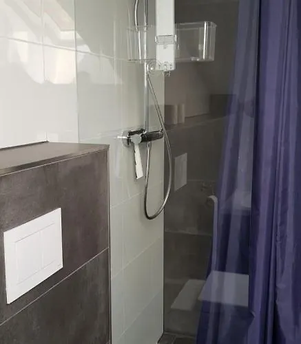 Koeln Und Apartamento Erftstadt